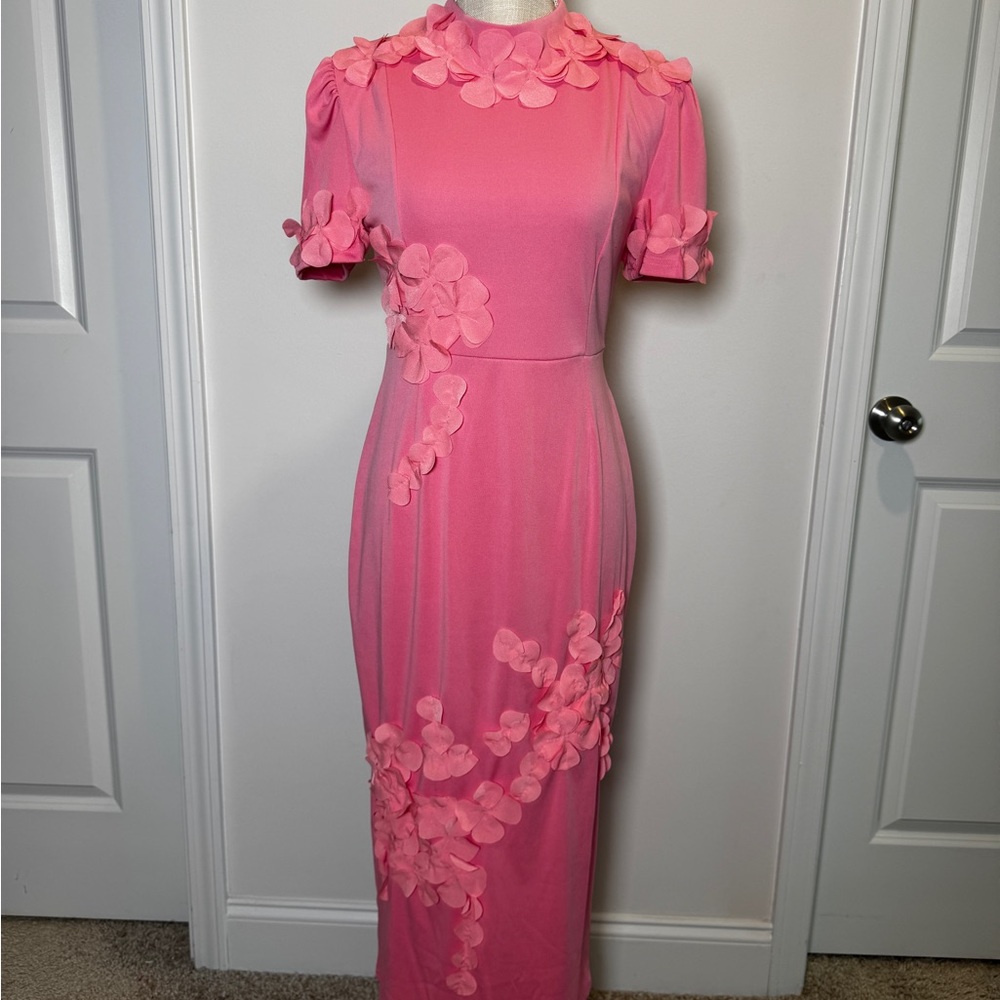 Elegant Pink Floral Appliqué Midi Dress
